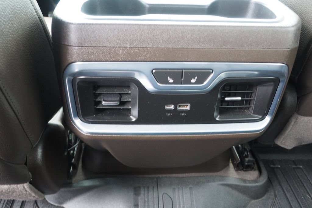 Used 2022 GMC Sierra 1500 Denali w/ Denali Reserve Package AWD/4WD image 16
