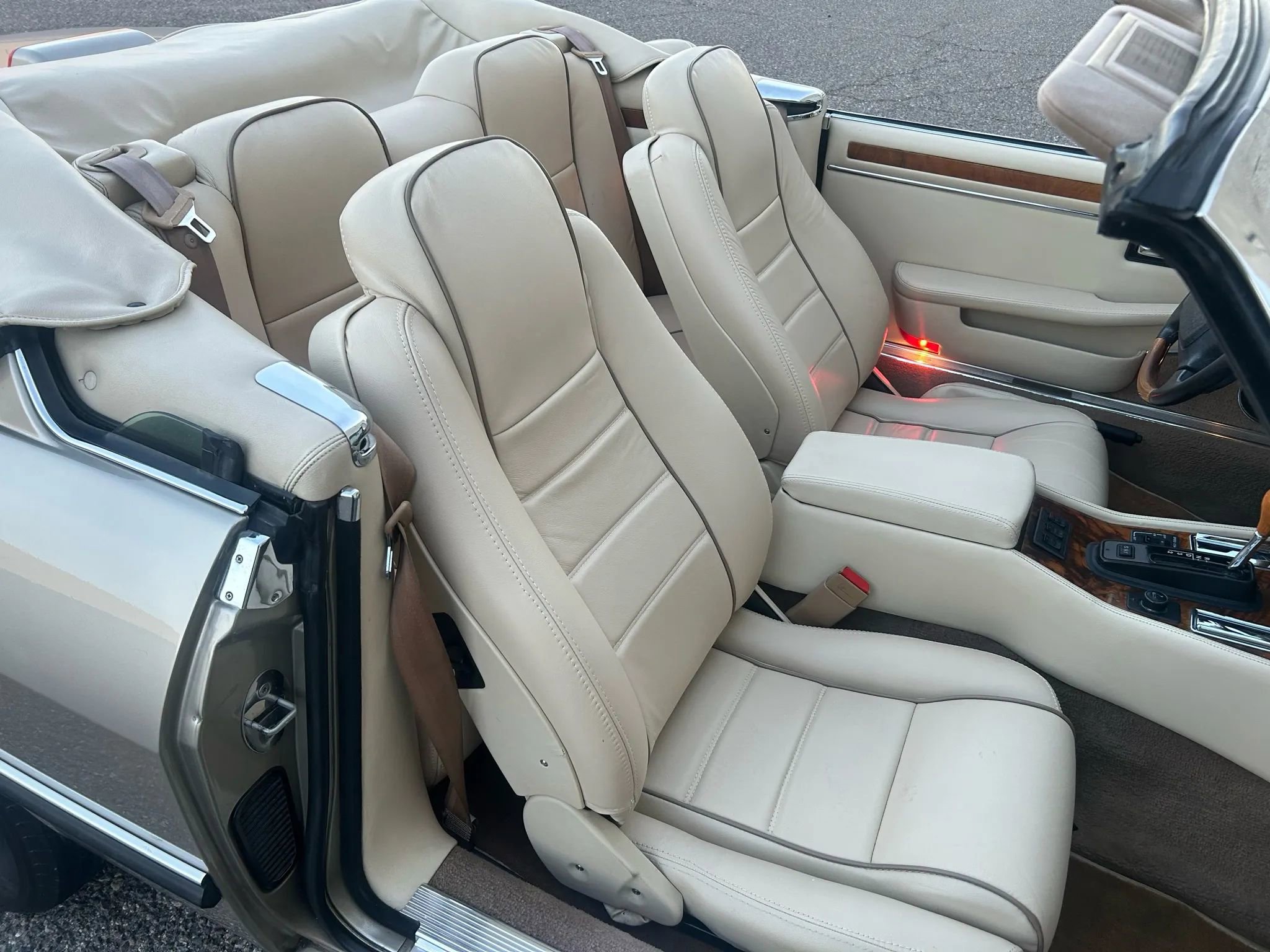 Used 1996 Jaguar XJS 4.0 Convertible image 16