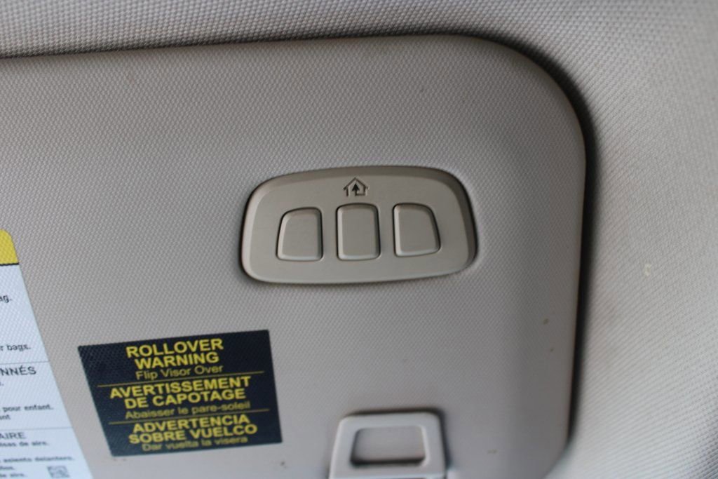 Used 2020 Ford Escape Titanium image 25