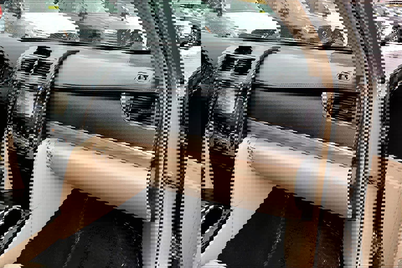 Used 2013 Toyota Camry LE image 18