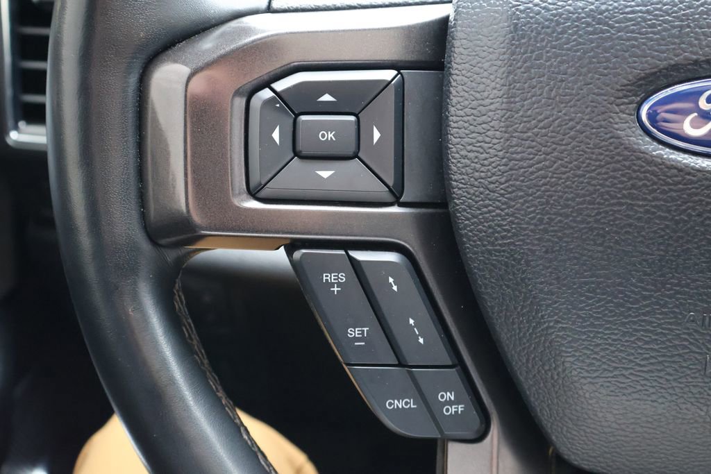 Used 2021 Ford Expedition Limited AWD/4WD image 14