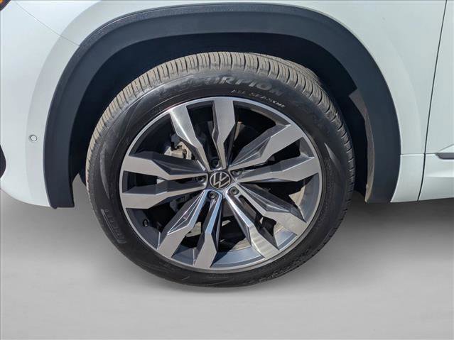 Used 2023 Volkswagen Atlas Cross Sport SEL Premium R-Line image 22