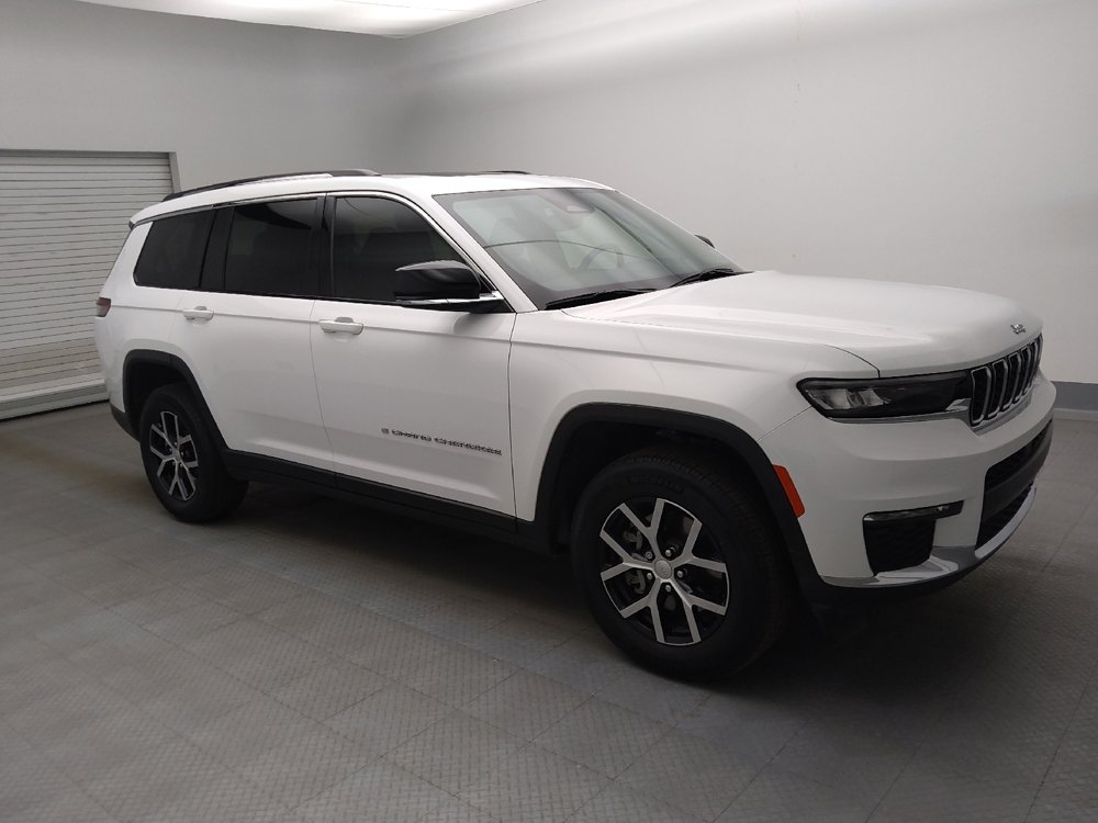 Used 2023 Jeep Grand Cherokee L Limited image 11