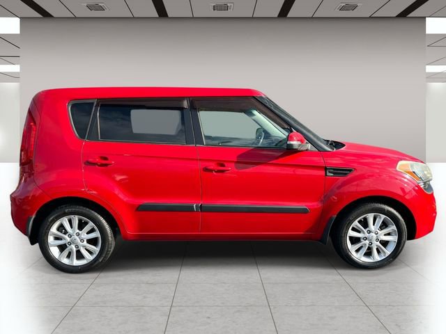 Used 2012 Kia Soul + w/ Audio Pkg image 2