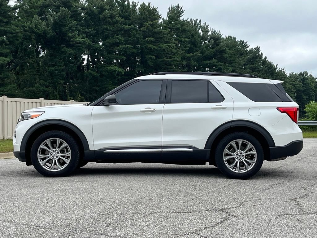 Used 2020 Ford Explorer XLT w/ Equipment Group 202A AWD/4WD image 4