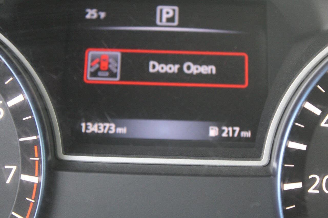 Used 2017 Nissan Altima 2.5 SR image 18