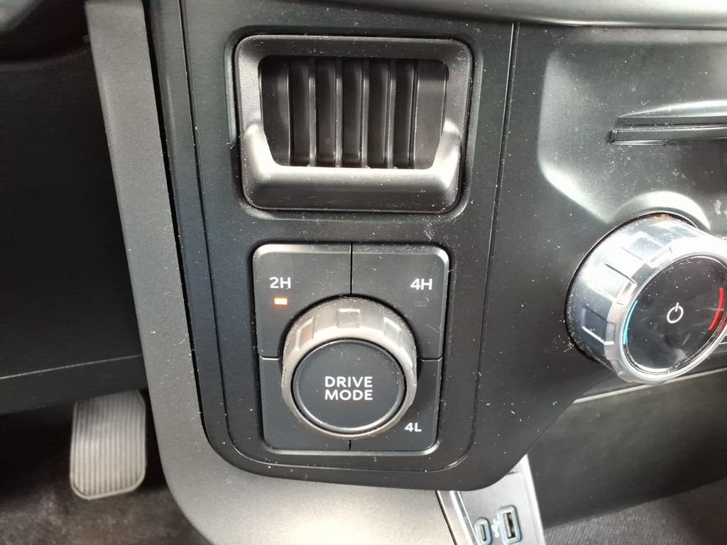 Used 2024 Ford F150 XLT w/ Equipment Group 302A MID AWD/4WD image 30