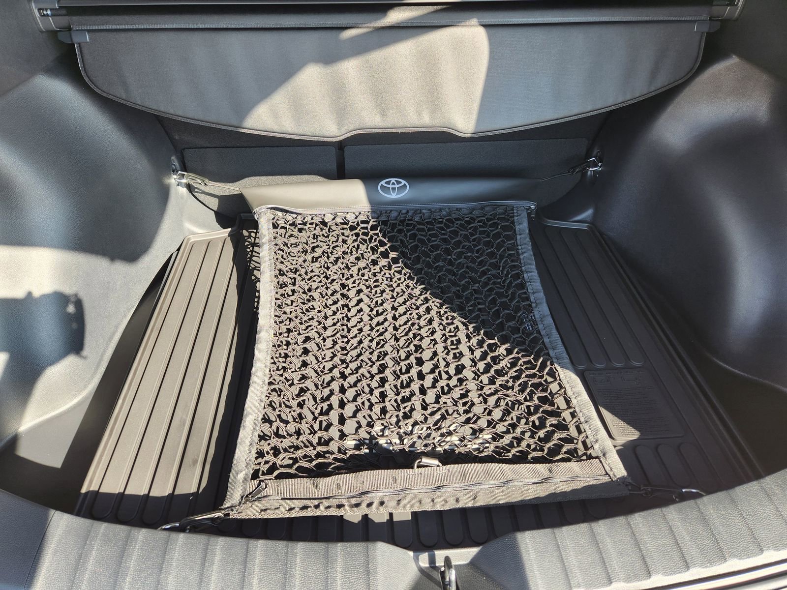 New 2026 Toyota Corolla Cross XLE w/ Convenience Package image 31