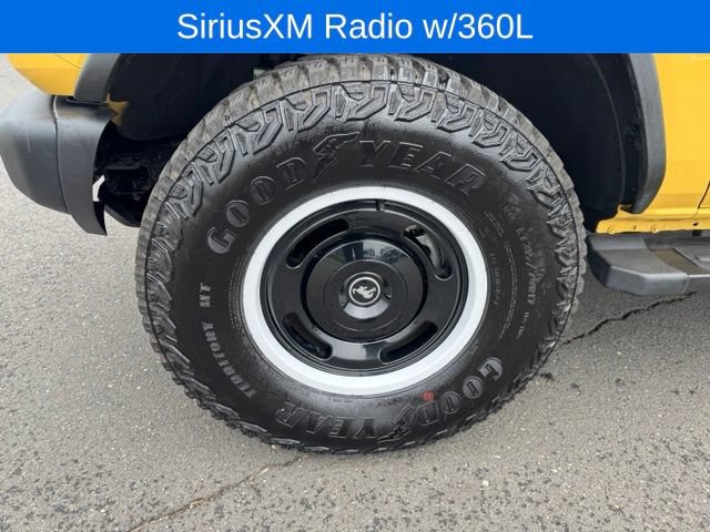 Used 2023 Ford Bronco Heritage Edition AWD/4WD image 9