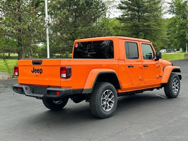 New 2025 Jeep Gladiator Sport image 3