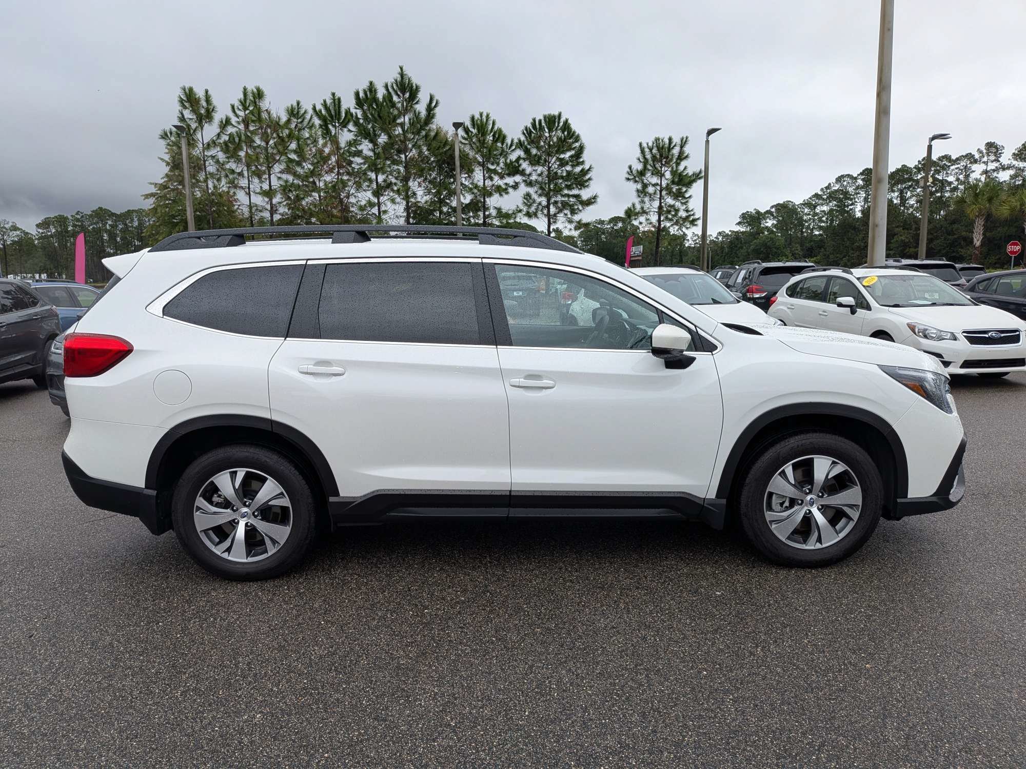 Certified 2025 Subaru Ascent Premium w/ Premium Package AWD/4WD image 3