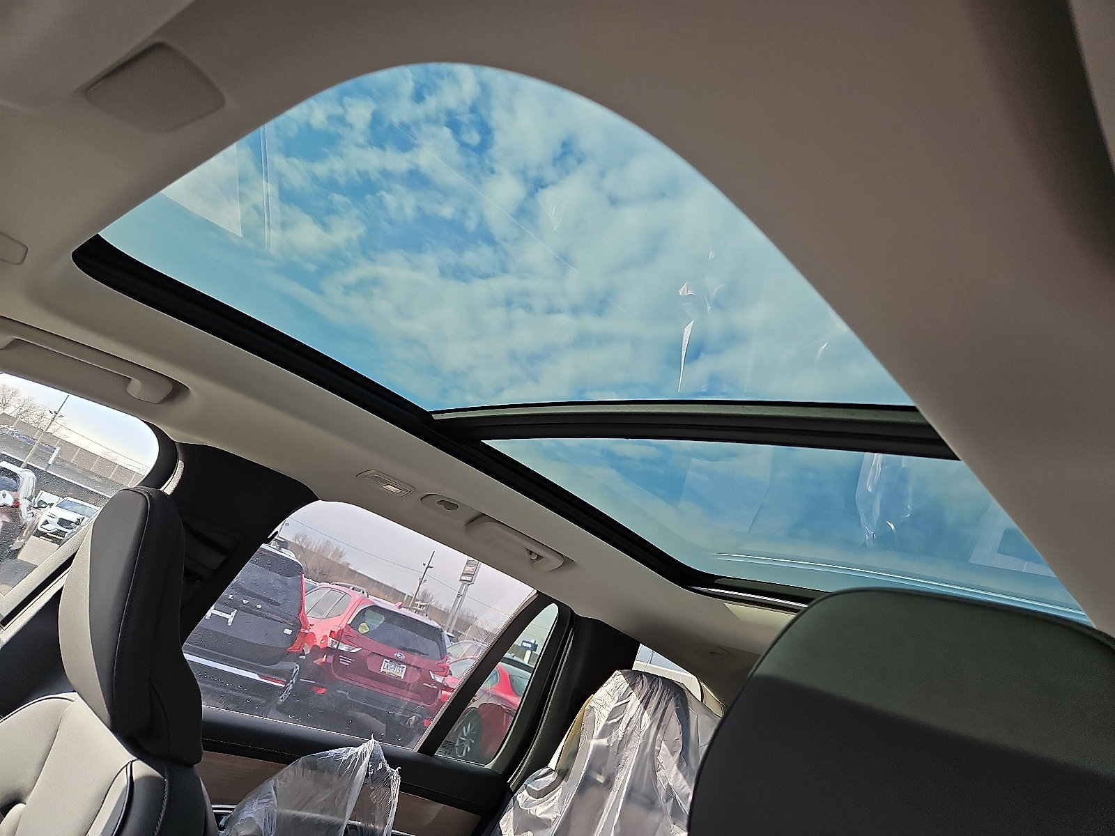 New 2026 Volvo XC90 T8 Plus image 11