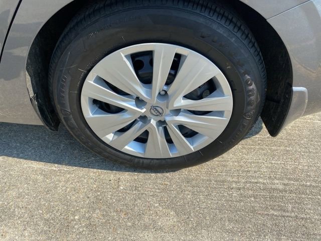 Used 2024 Nissan Sentra S image 31