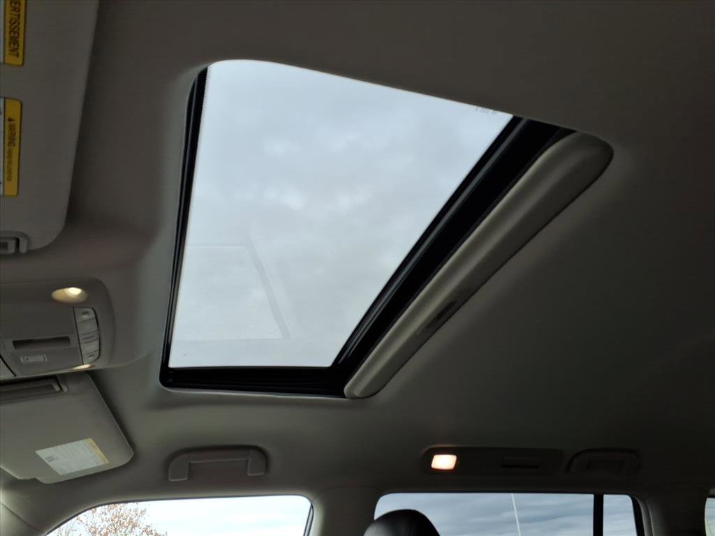 Certified 2024 Nissan Armada SL w/ Captain's Chairs Package image 6