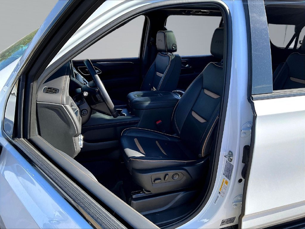 Used 2022 GMC Yukon XL AT4 AWD/4WD image 23