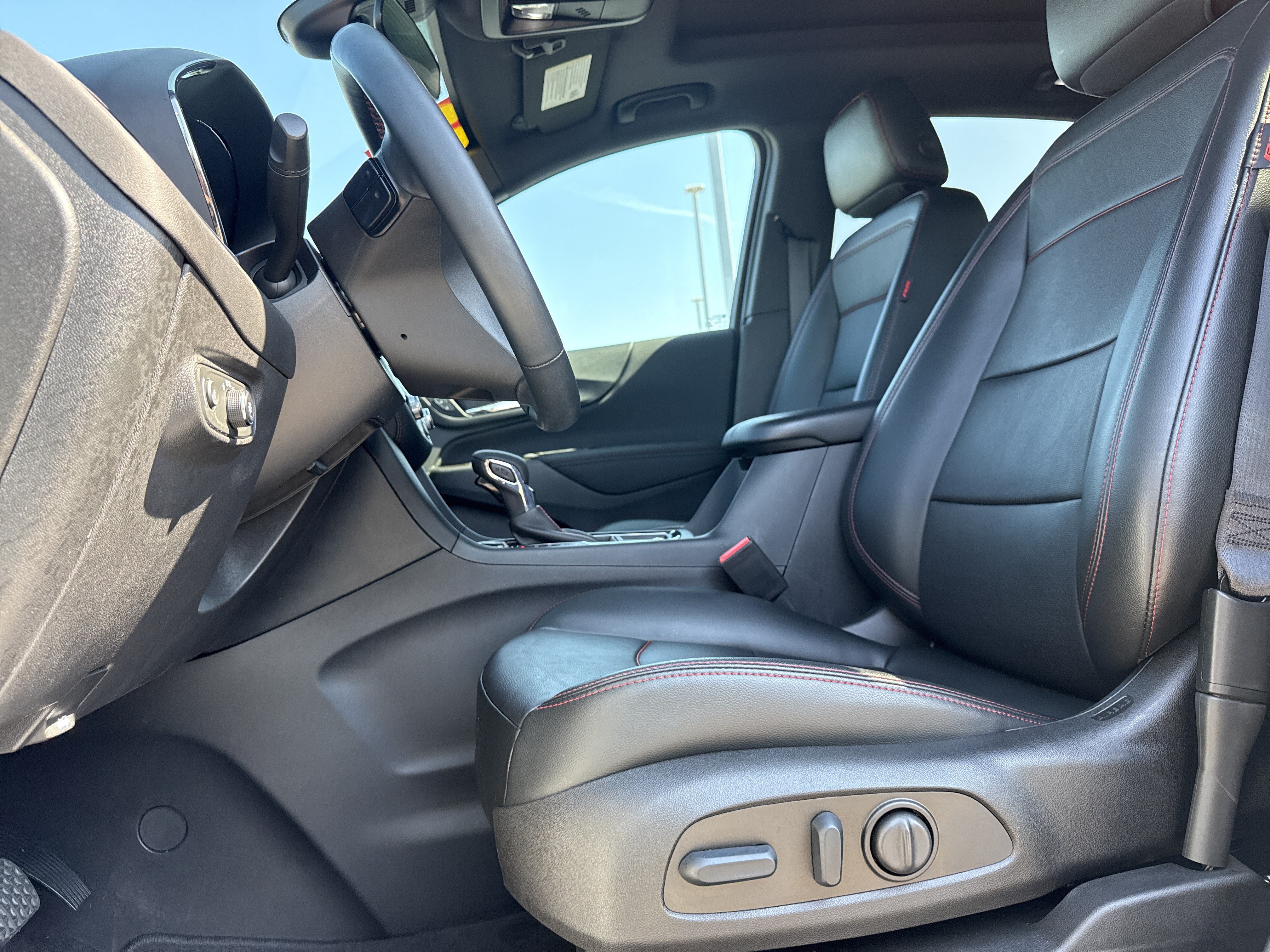 Used 2023 Chevrolet Equinox RS w/ RS Leather Package AWD/4WD image 16