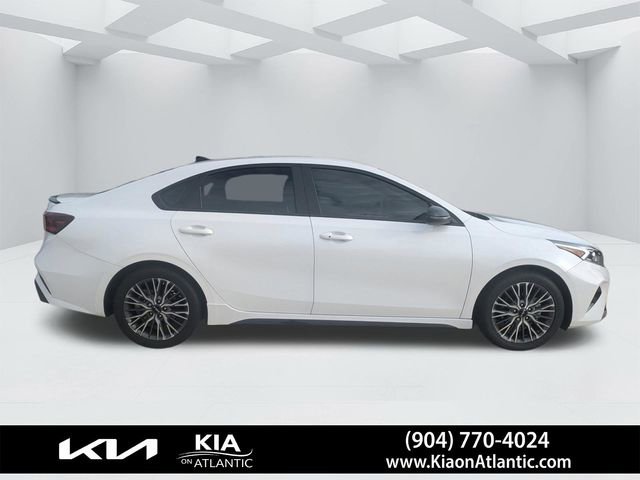 Used 2023 Kia Forte GT-Line w/ GT-Line Technology Package FWD image 2