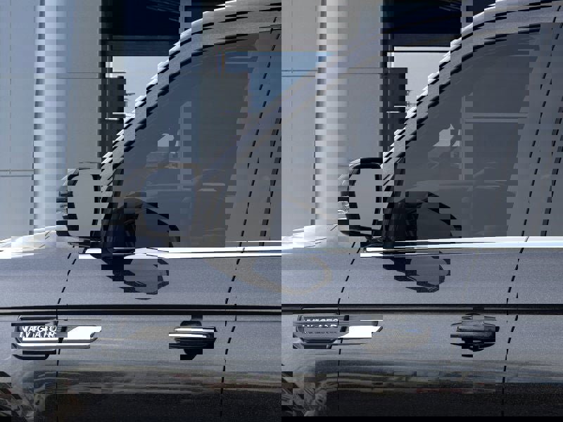 New 2022 Lincoln Navigator 4WD image 20