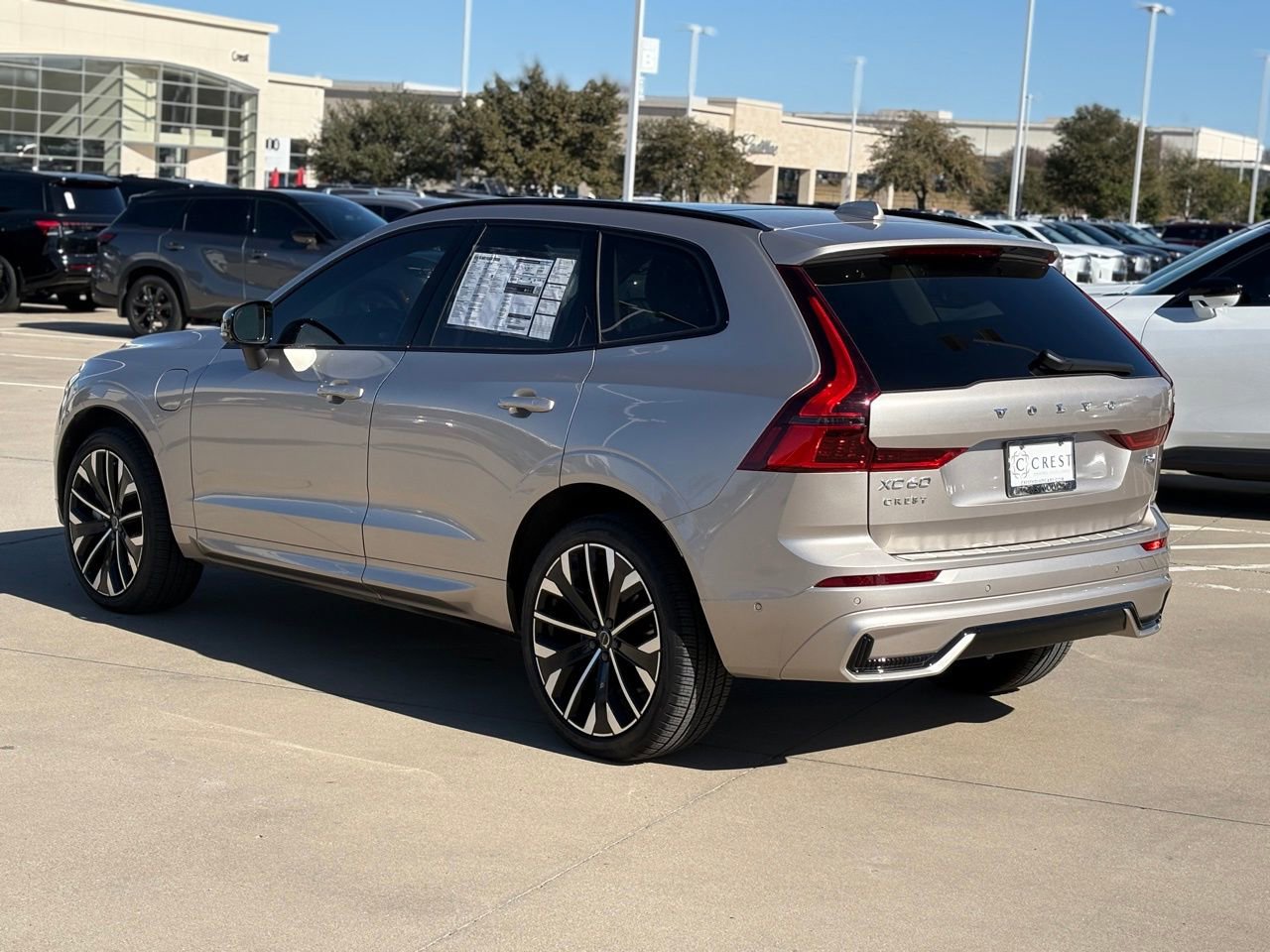 New 2026 Volvo XC60 T8 Ultra w/ Protection Package Premier image 5