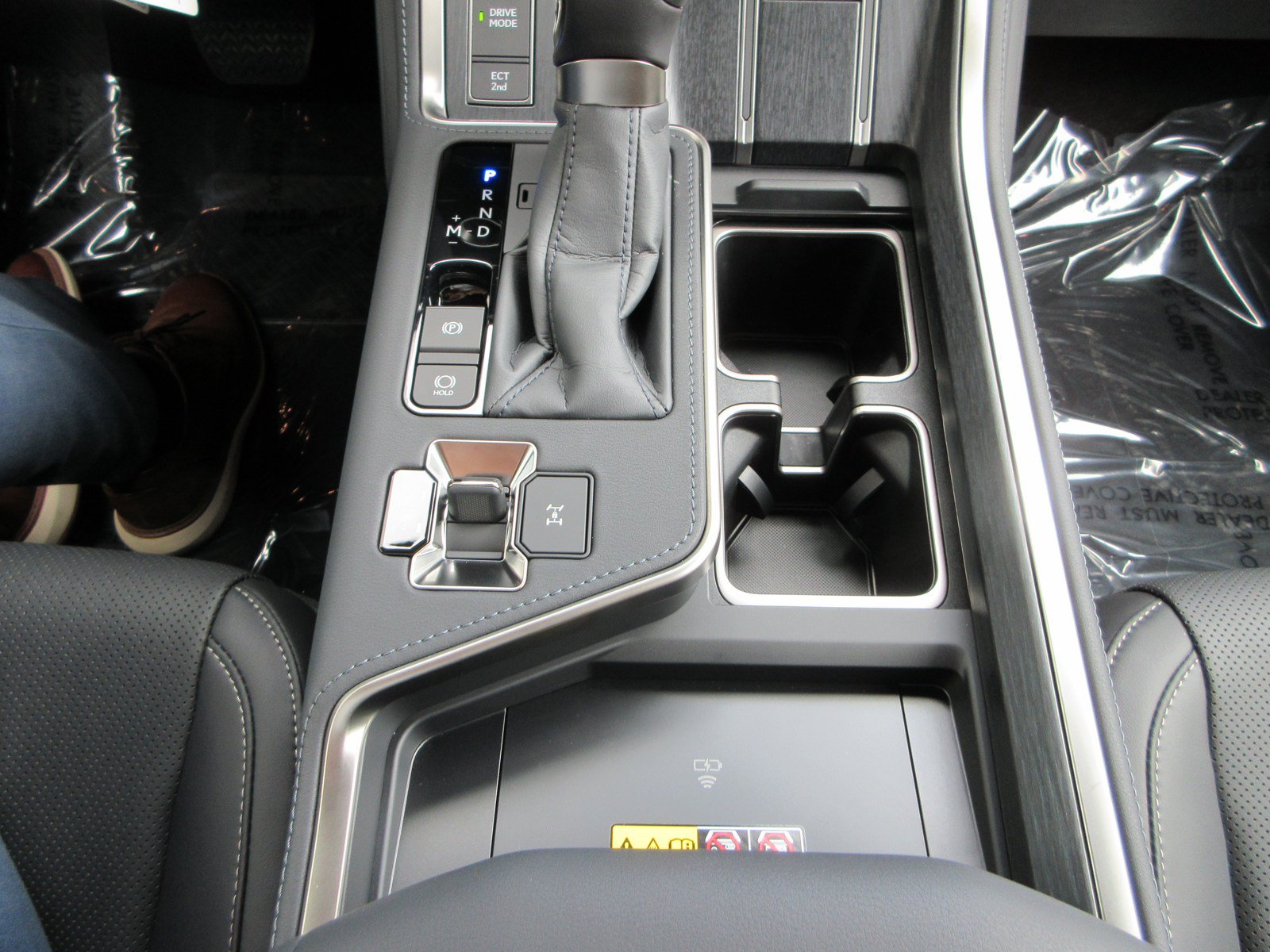 Used 2026 Lexus GX 550 w/ Cold Area Package AWD/4WD image 47