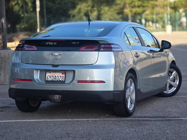 Used 2013 Chevrolet Volt FWD image 9