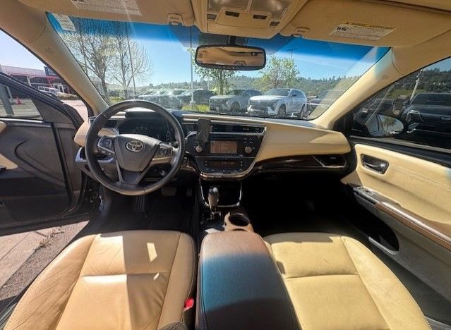 Used 2013 Toyota Avalon XLE Touring image 10