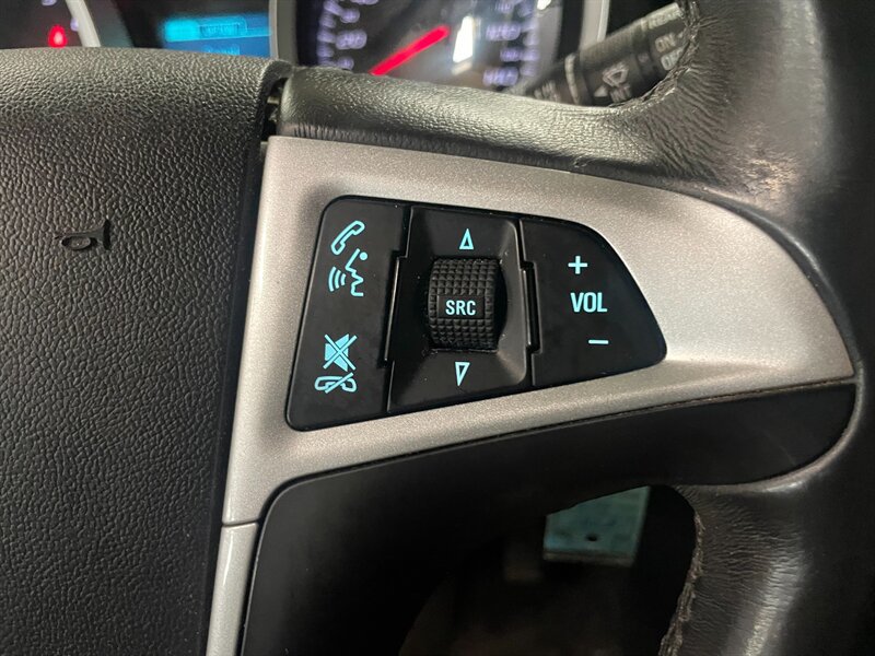 Used 2016 Chevrolet Equinox LTZ w/ Enhanced Convenience Package AWD/4WD image 12