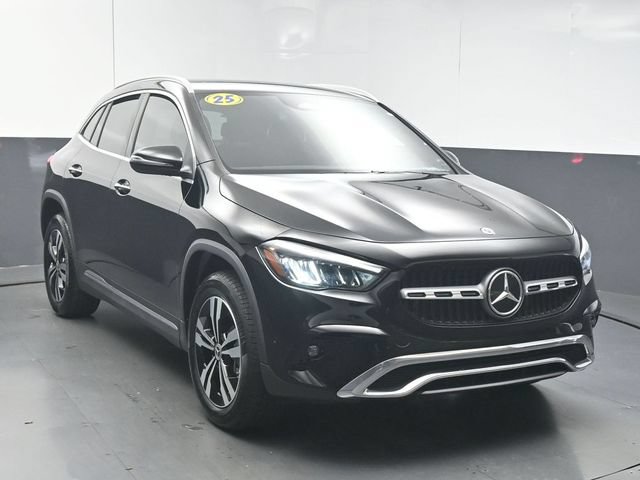 Certified 2025 Mercedes-Benz GLA 250 image 2