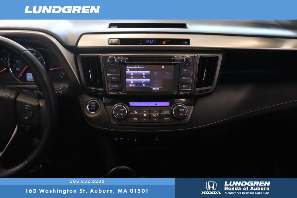 Used 2015 Toyota RAV4 Limited w/ Technology Package AWD/4WD image 19