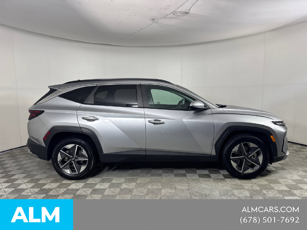Used 2025 Hyundai Tucson SEL FWD image 4