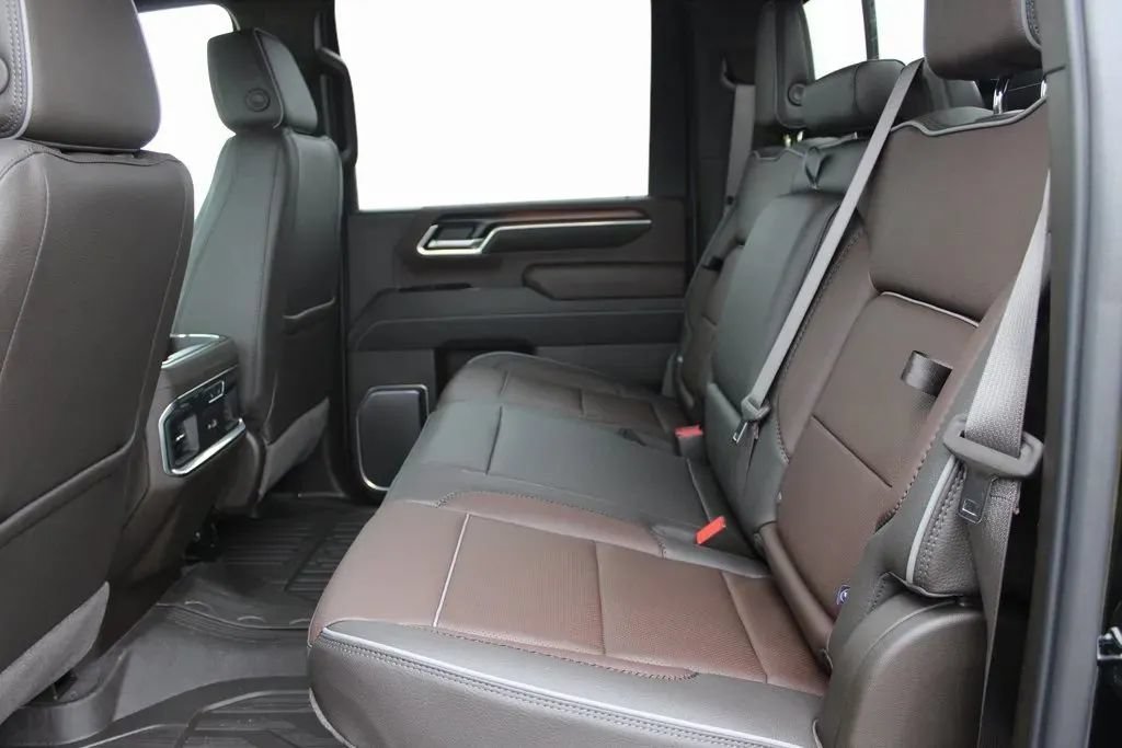 New 2026 GMC Sierra 3500 Denali AWD/4WD image 27