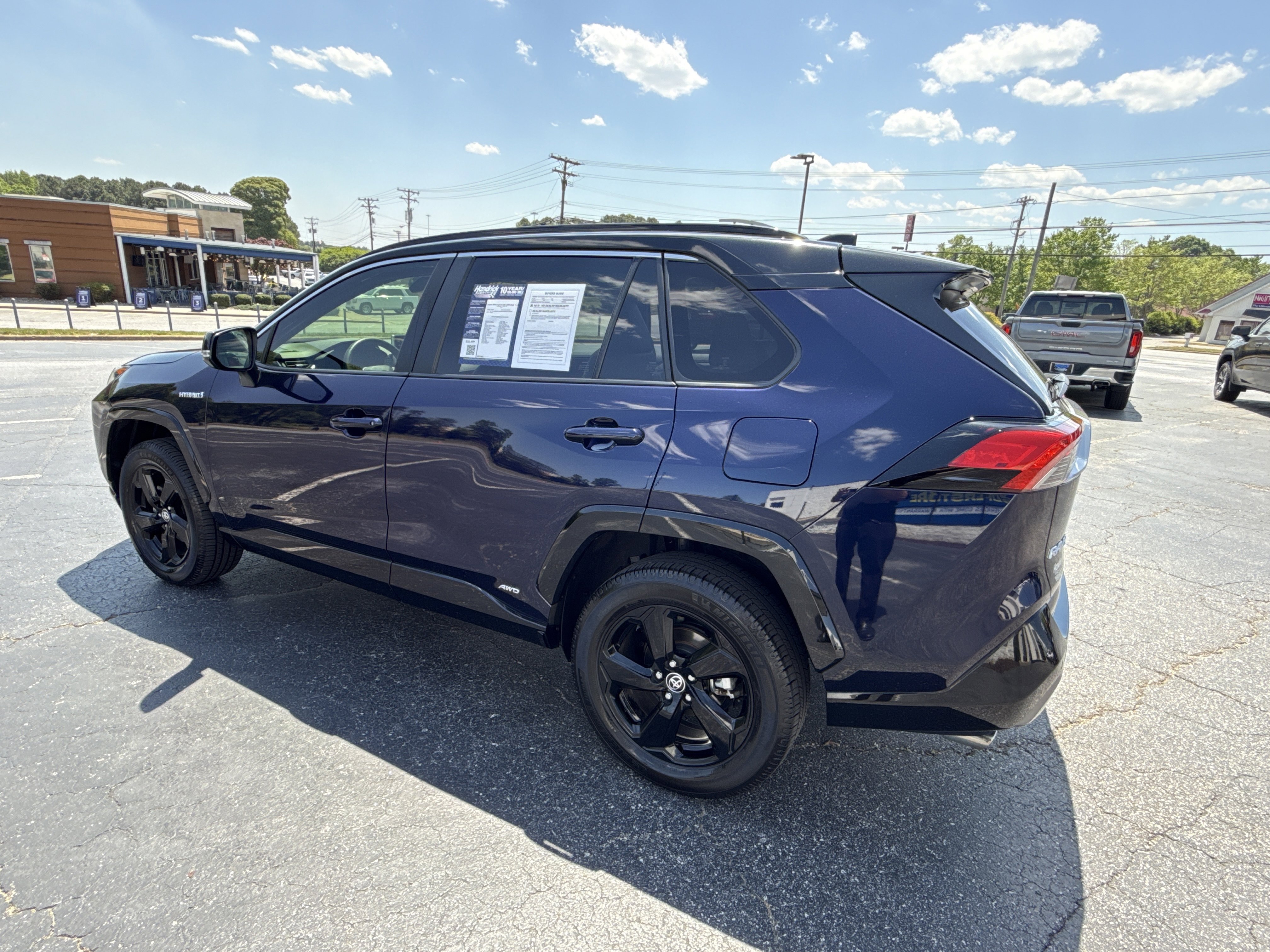 Used 2020 Toyota RAV4 XSE AWD/4WD image 8