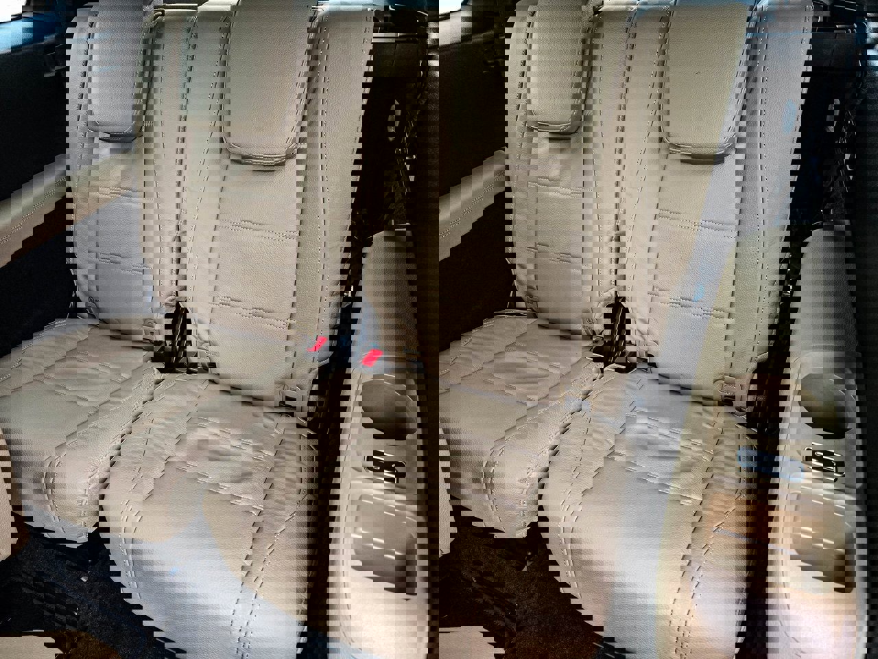 New 2026 Mercedes-Benz GLS 580 4MATIC image 29