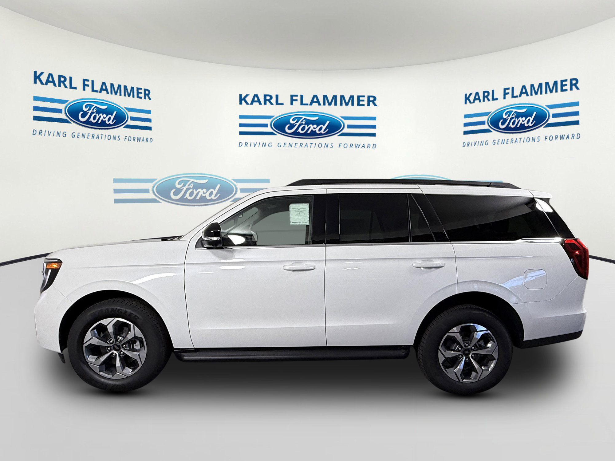 New 2027 Ford Expedition Active RWD image 5