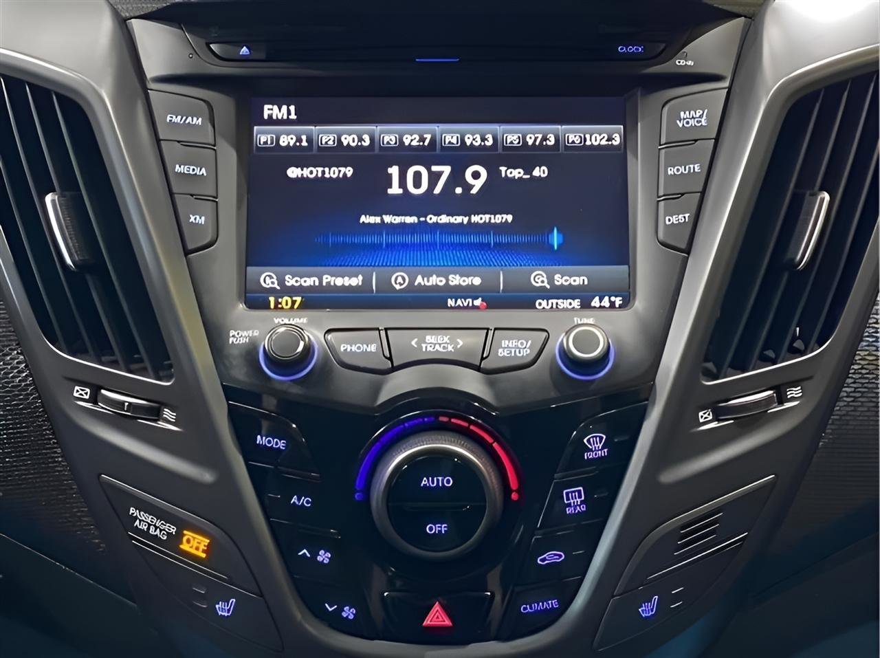 Used 2015 Hyundai Veloster Turbo w/ Option Group 04 image 21