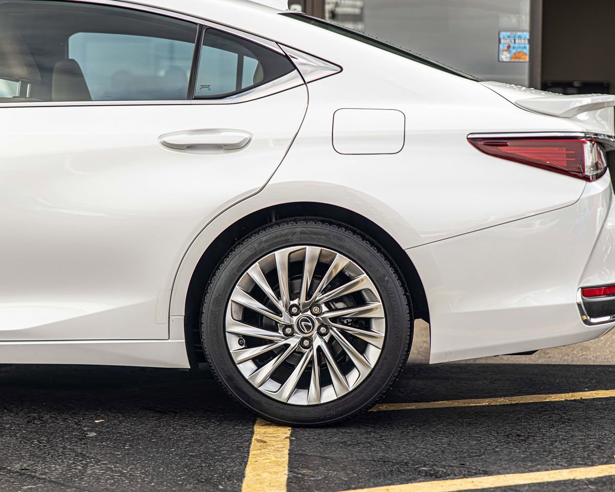 Used 2021 Lexus ES 250 w/ Accessory Package 2 image 8