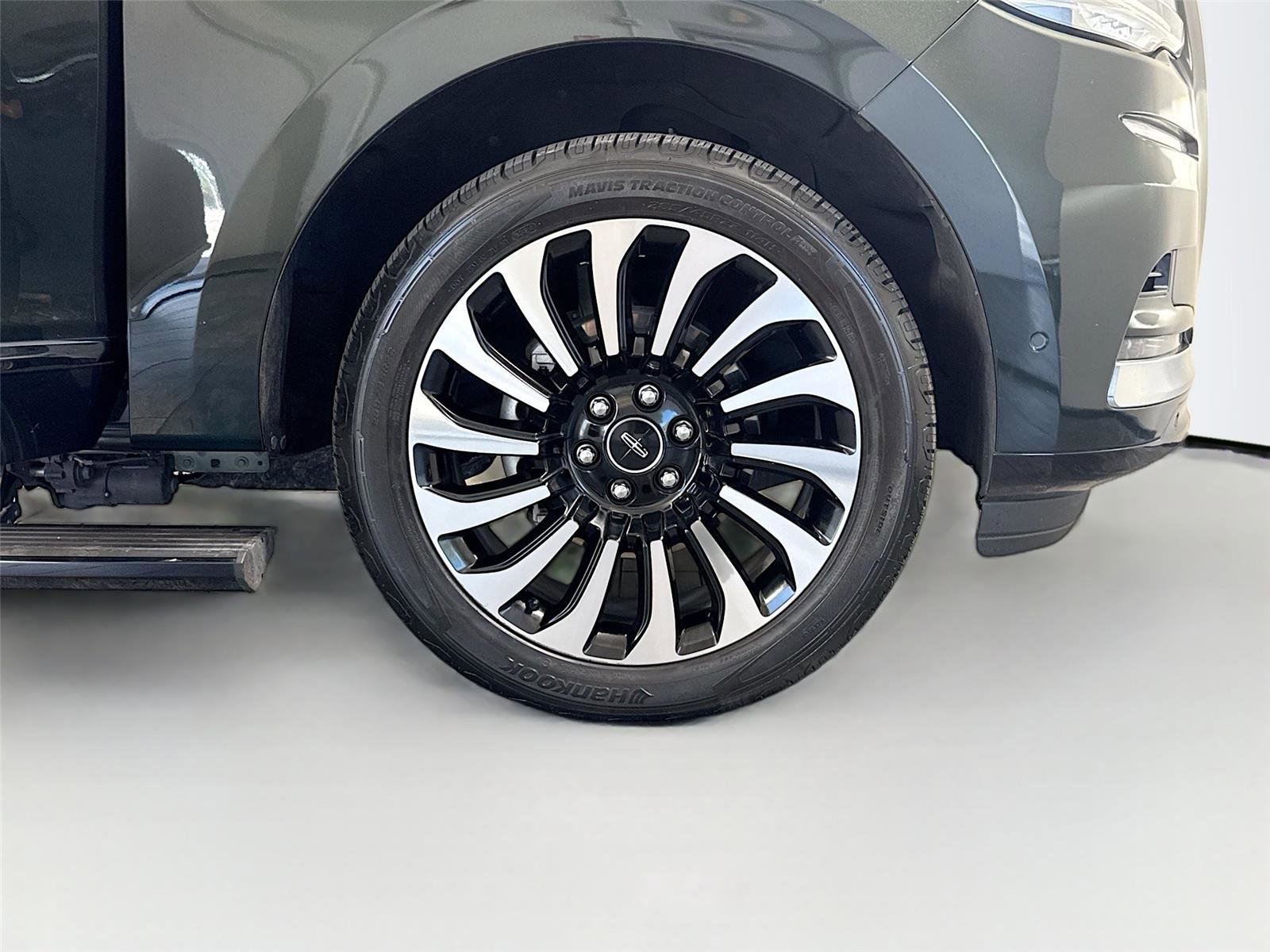 Used 2022 Lincoln Navigator L Black Label AWD/4WD image 42