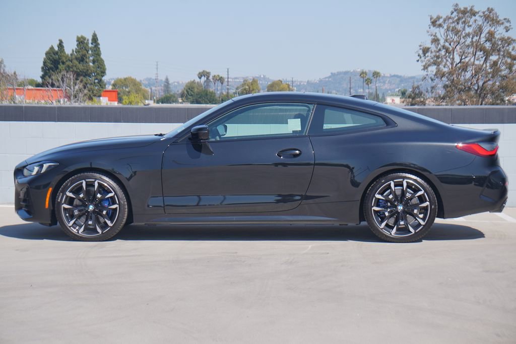 New 2026 BMW 430i Coupe w/ M Sport Package image 4