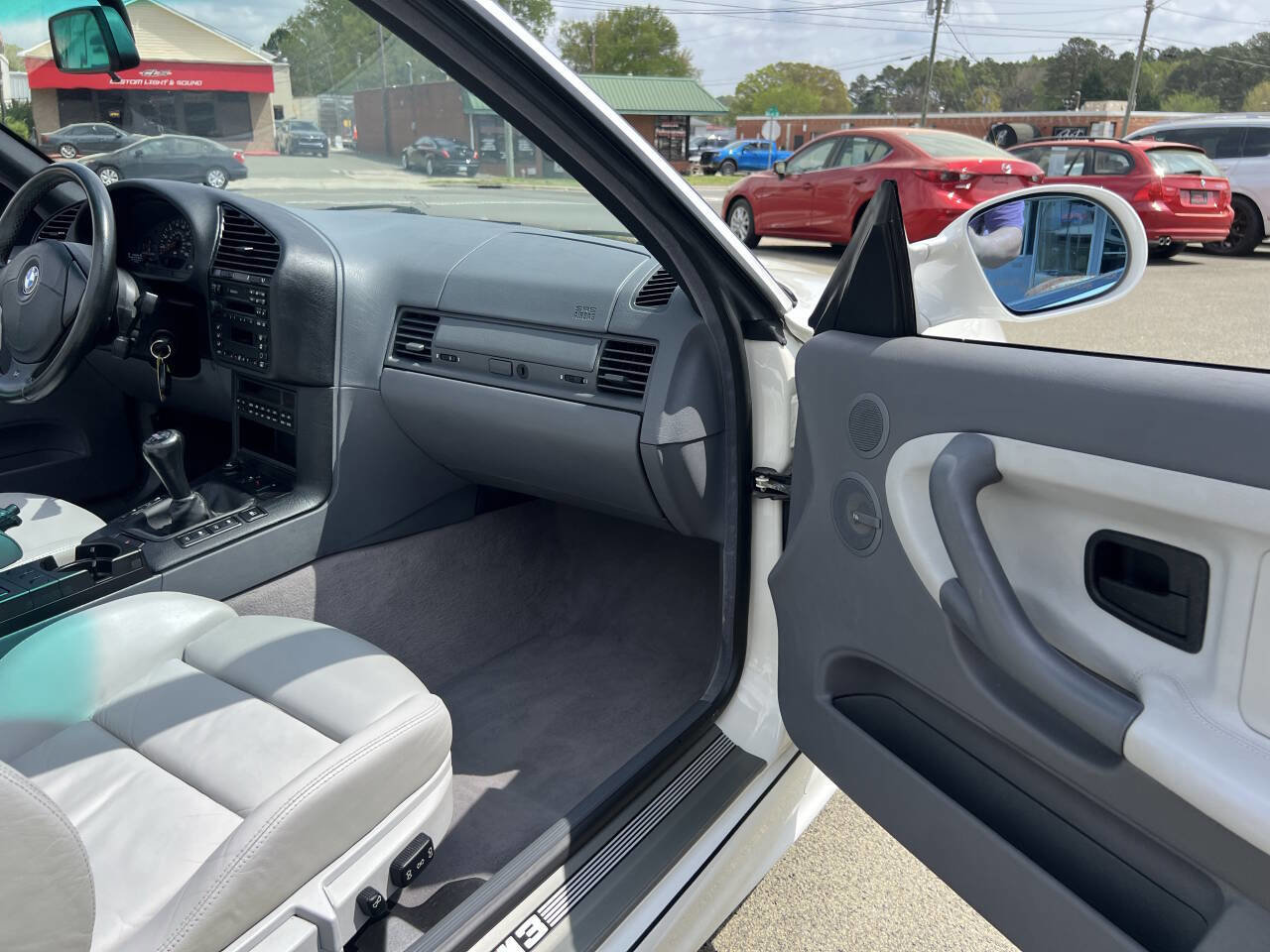 Used 1998 BMW M3 Convertible image 23