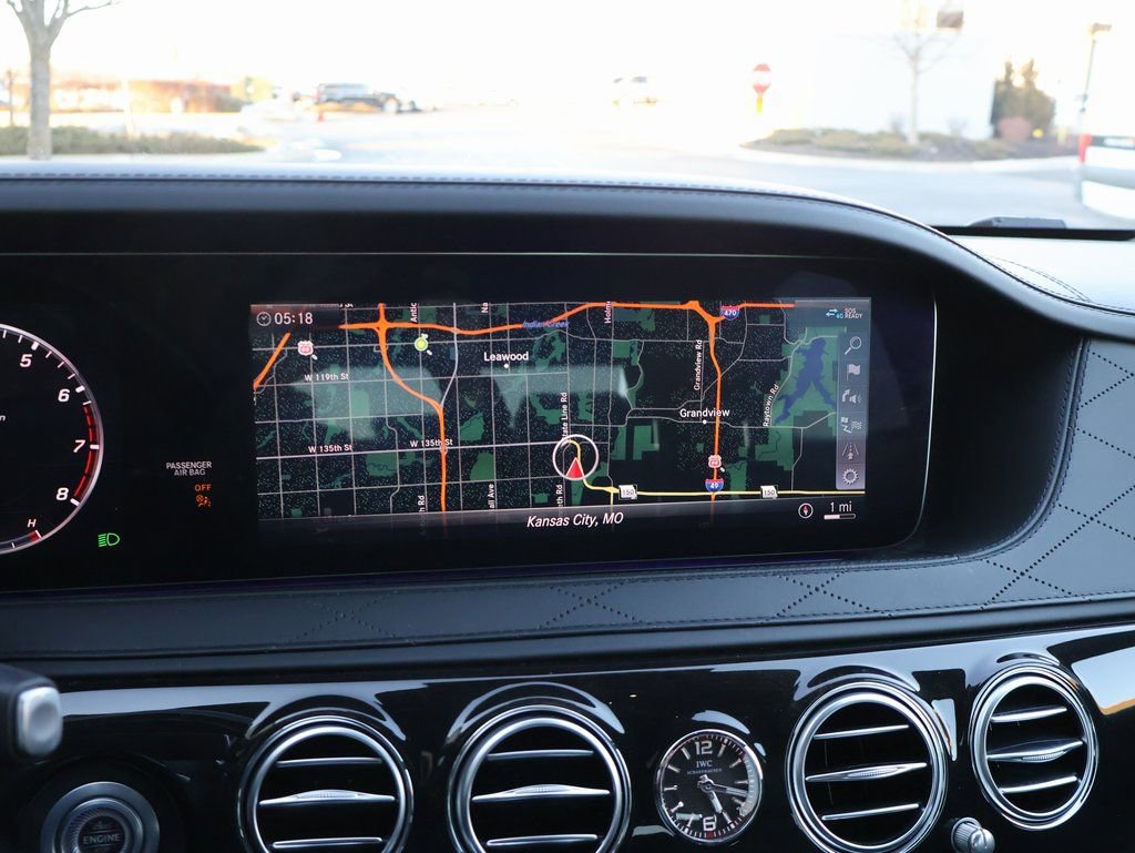 Used 2019 Mercedes-Benz Maybach S 560 4MATIC image 25