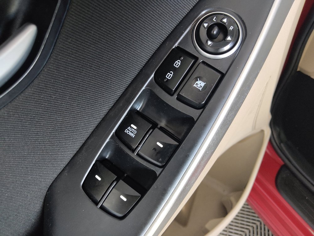 Used 2016 Hyundai Elantra GT FWD image 27