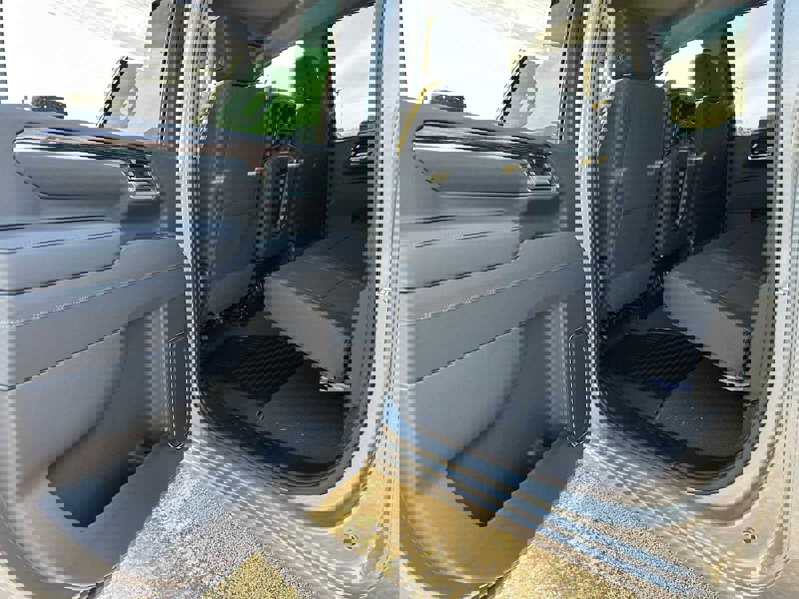 New 2026 GMC Sierra 2500 SLE w/ SLE Convenience Package image 15