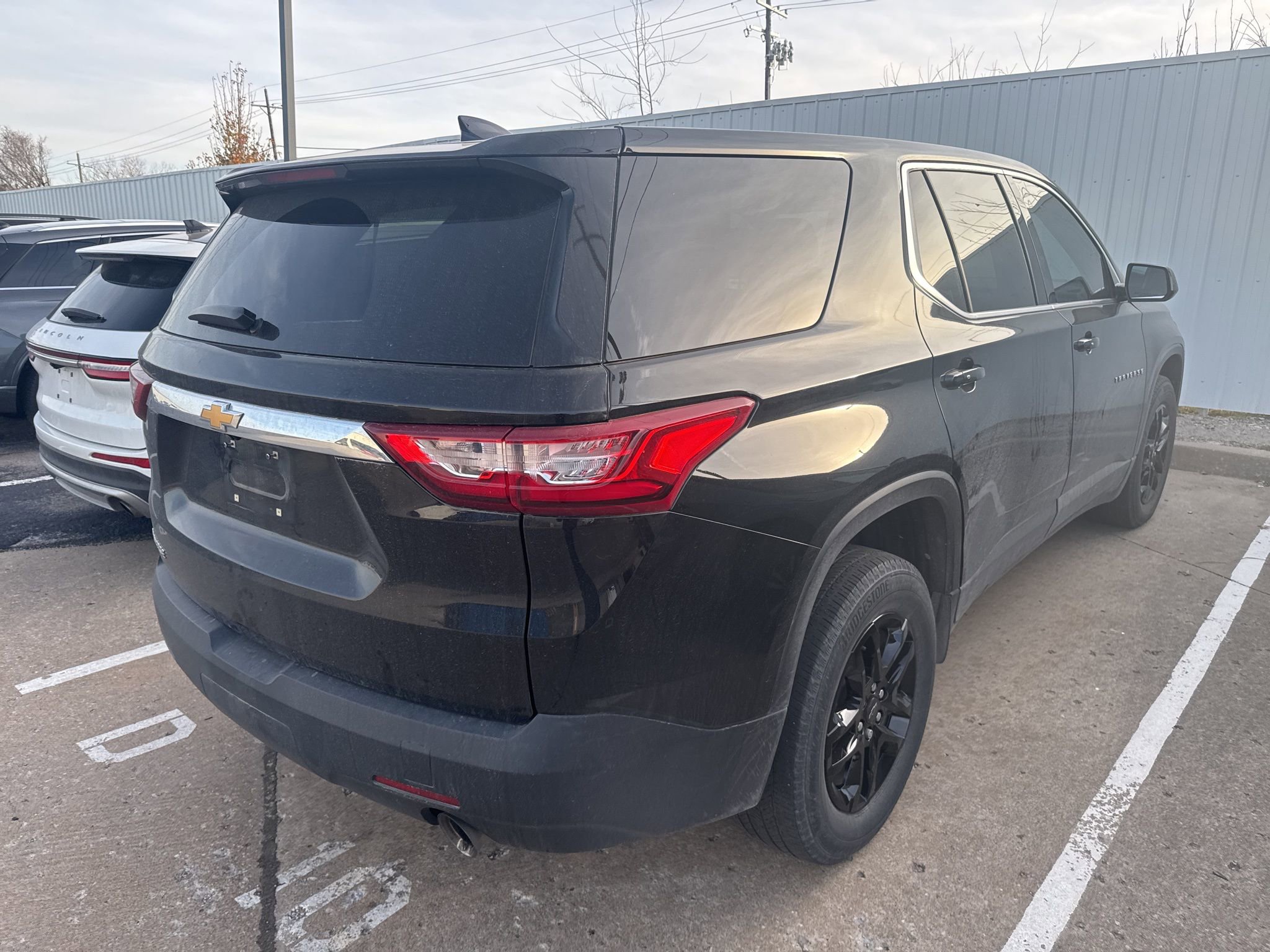 Used 2020 Chevrolet Traverse LS image 5
