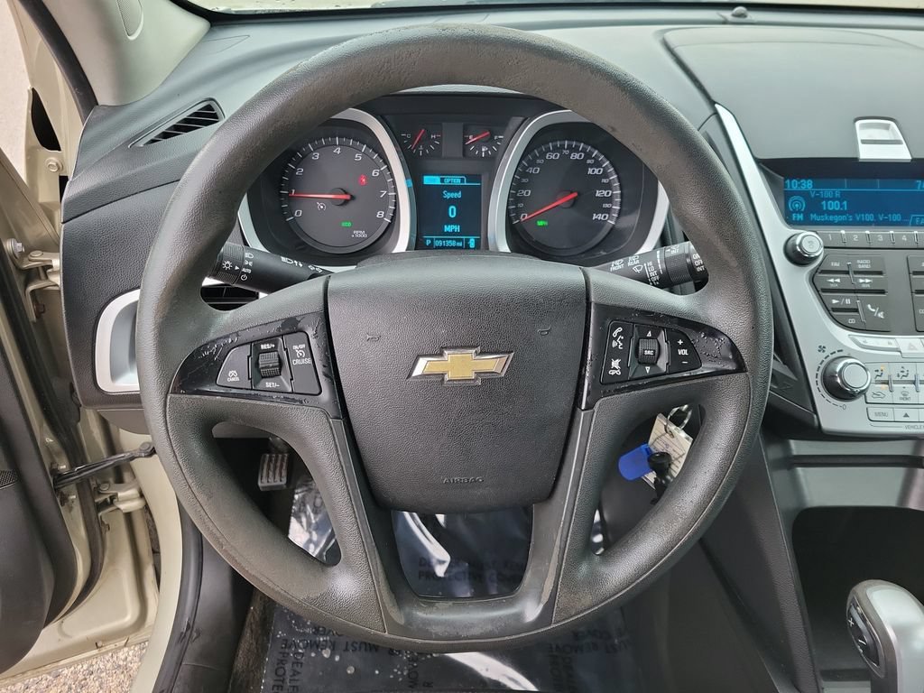 Used 2015 Chevrolet Equinox LS FWD image 19