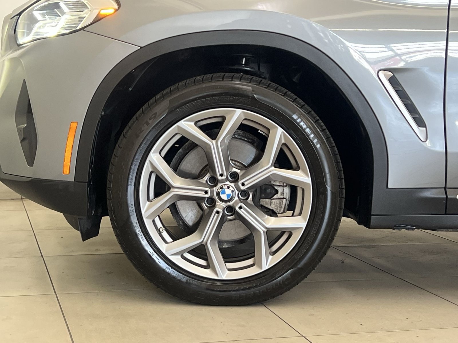 Used 2024 BMW X3 xDrive30i w/ Premium Package AWD/4WD image 11