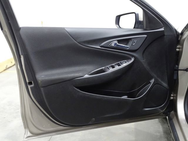 Used 2022 Chevrolet Malibu LT image 14