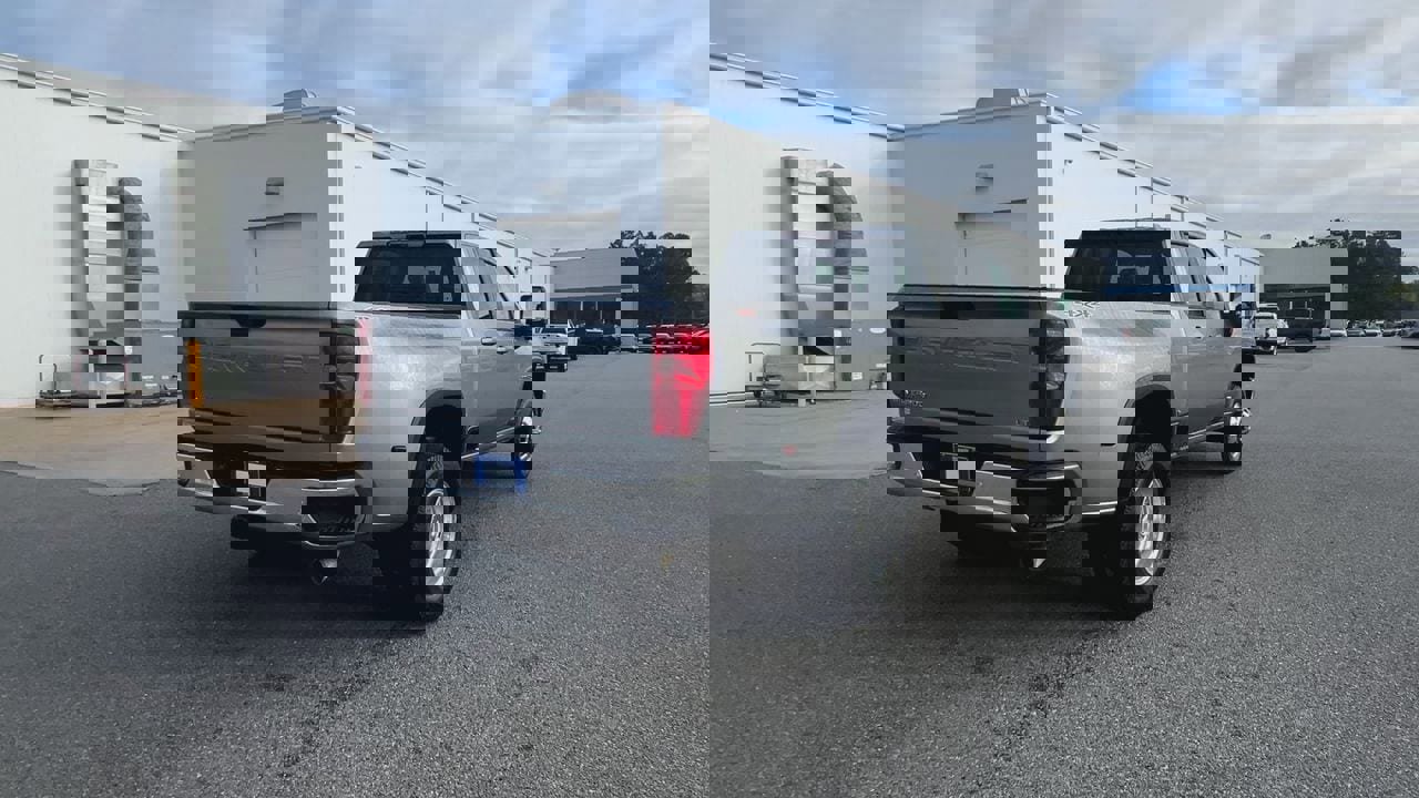 New 2026 Chevrolet Silverado 3500 LT w/ All Star Edition image 41