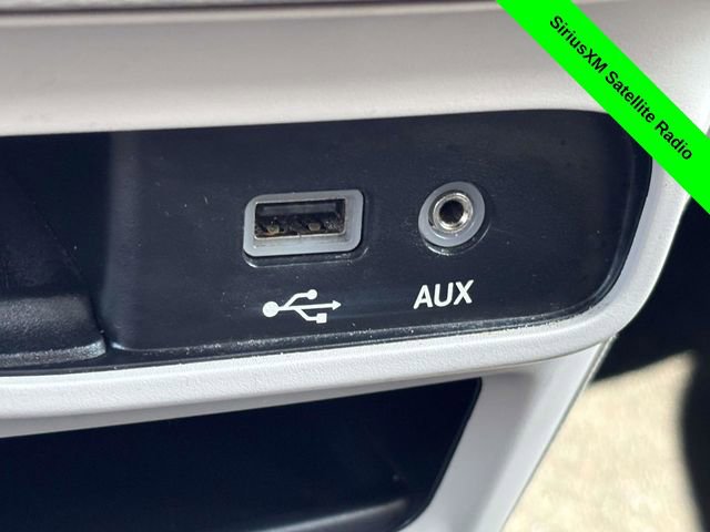 Used 2019 Chrysler Pacifica Touring-L image 20