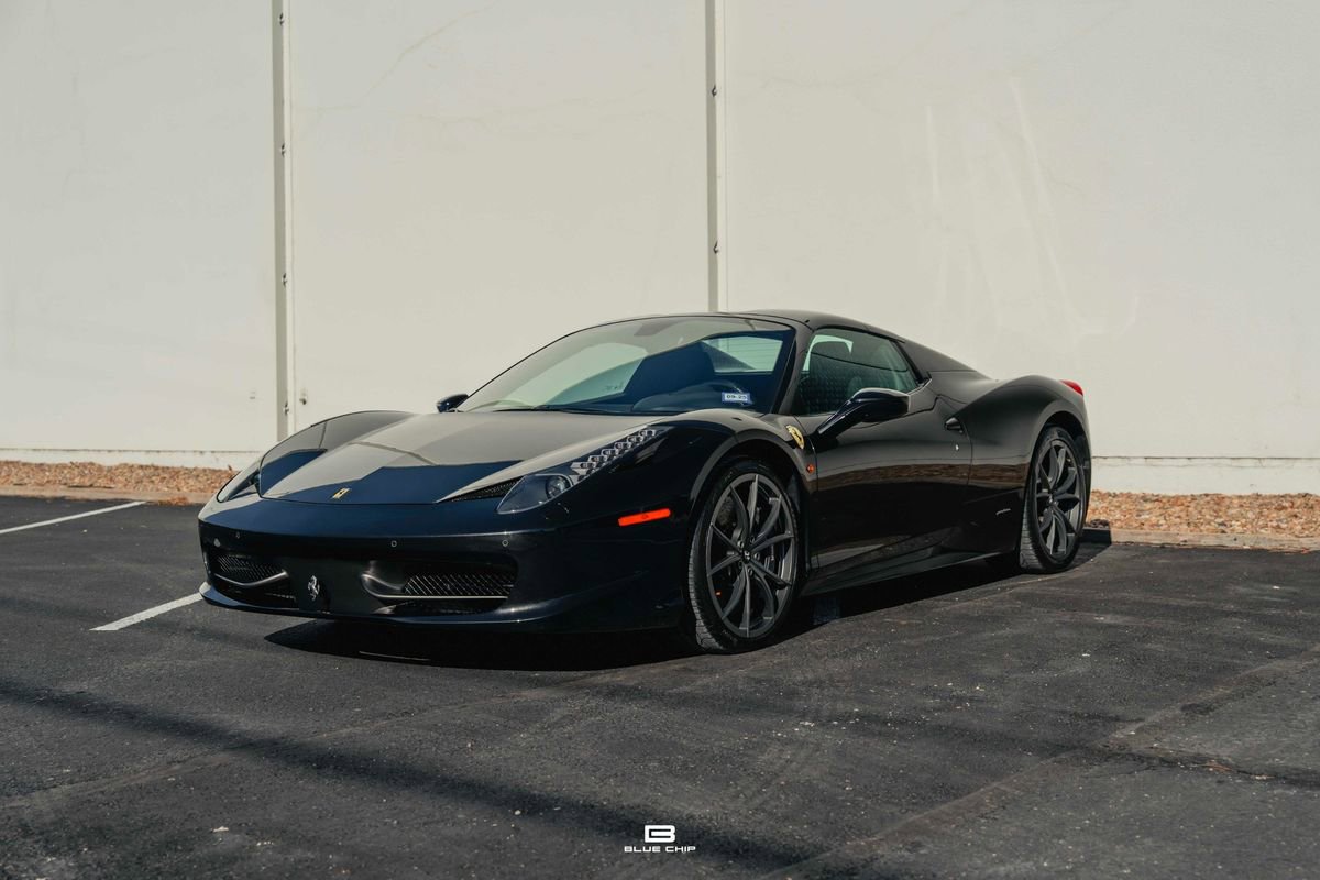 Used 2014 Ferrari 458 Spider image 24