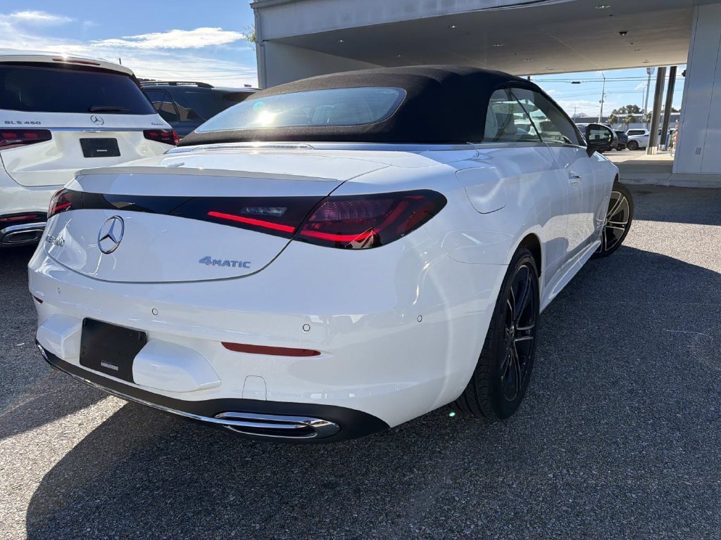 Used 2025 Mercedes-Benz CLE 300 4MATIC Cabriolet image 7